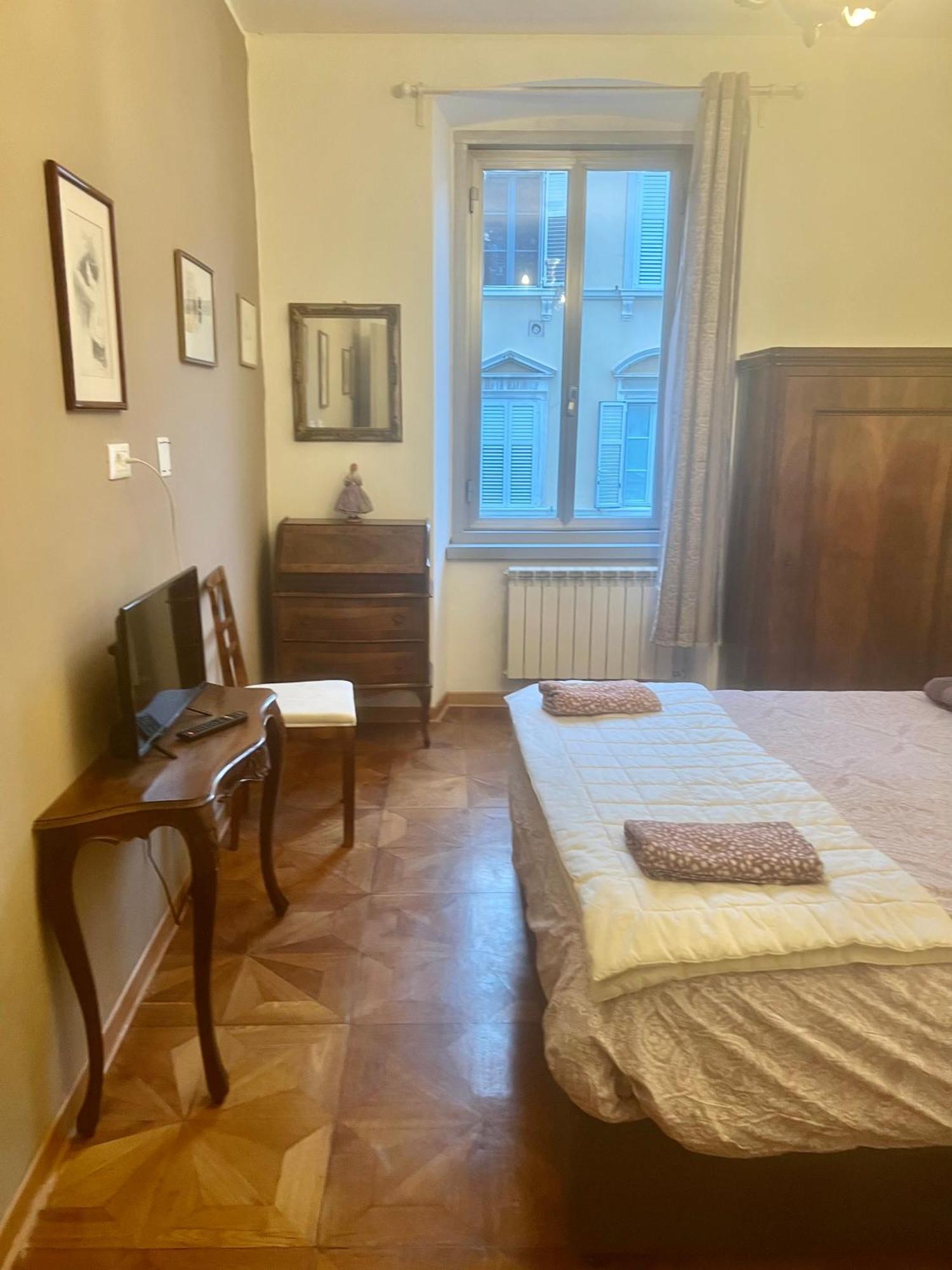 Alla Scalinata Del Teatro Rossetti Parcheggio Trieste Dış mekan fotoğraf